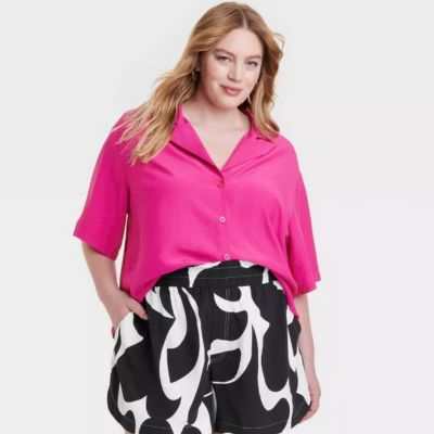 pink blouse