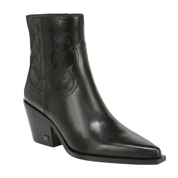 black point boot