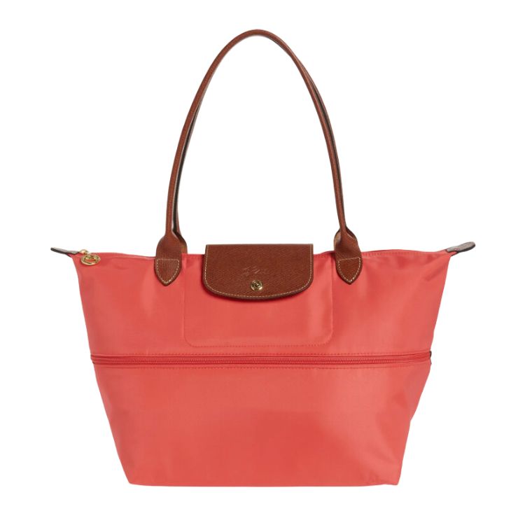 red tote